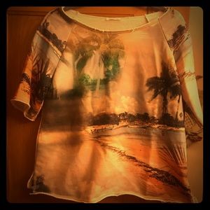 “Just in Case” graphic print short sleeve top, L